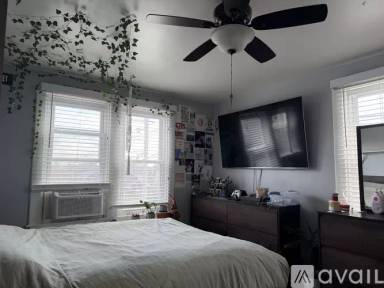 Main picture of 103 Violet St