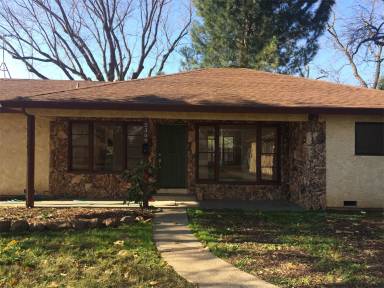 Main picture of 2309 North Ave