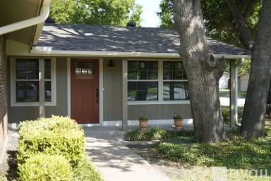 Main picture of 1910 Greenhaven Dr