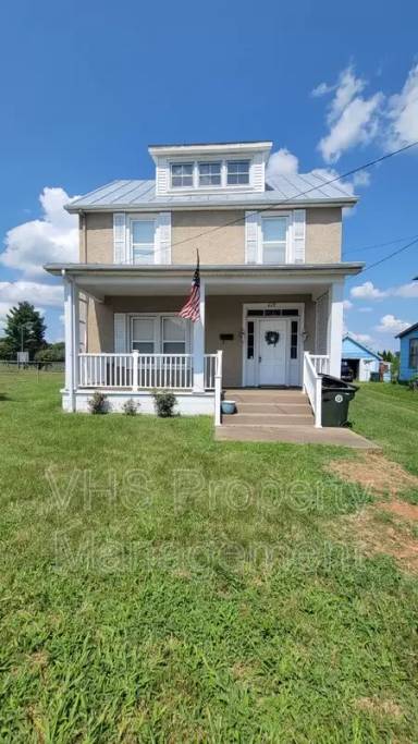 Main picture of 628 Sperryville Pike