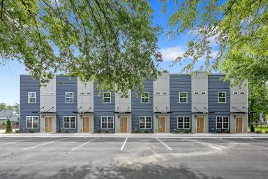 Main picture of 1511 Fort Bragg Rd