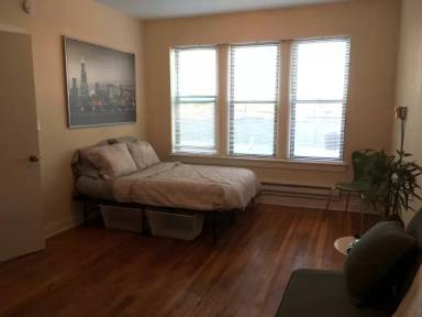 Main picture of 327 Howard St