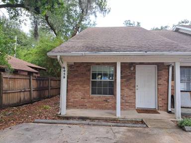 Main picture of 6041 E Highway 98
