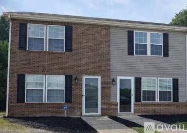 Main picture of 932 Kingsbury Dr