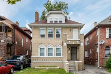 Main picture of 3008 Cortland St