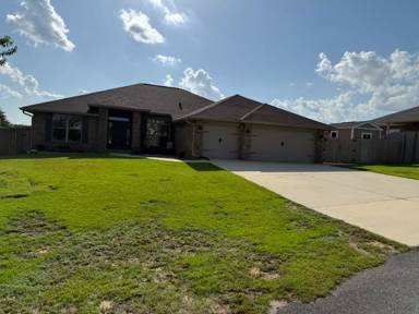 Main picture of 5746 Periwinkle Ln