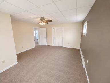Main picture of 1276 Main St