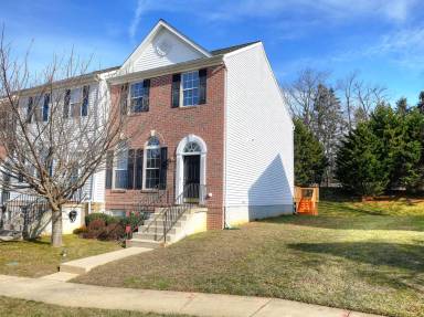 Main picture of 655 Kirkaldy Way
