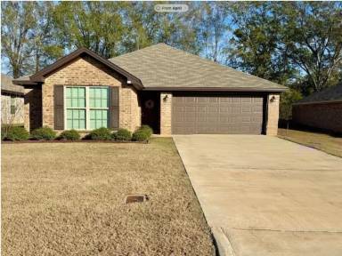 Main picture of 117 Hideaway Ln