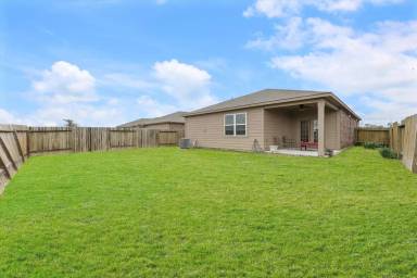 Main picture of 12026 Pearl Dr