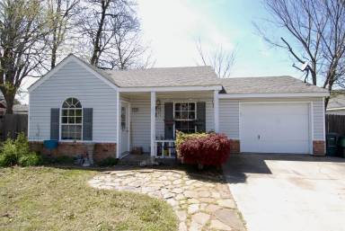 Main picture of 1665 N Timberridge Ct