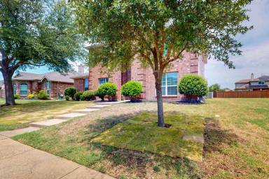 Main picture of 1236 Blue Brook Dr