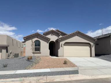 Main picture of 7116 Summit Ct NE