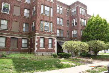 Main picture of 5696 Kingsbury Ave