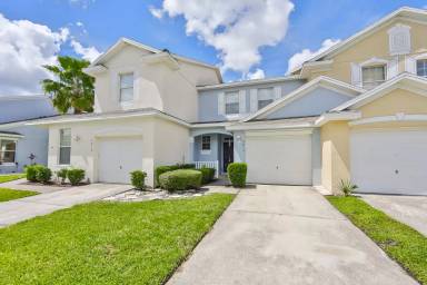 Main picture of 9805 Carlsdale Dr