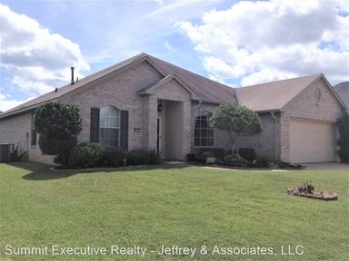 Main picture of 413 Hancock Dr