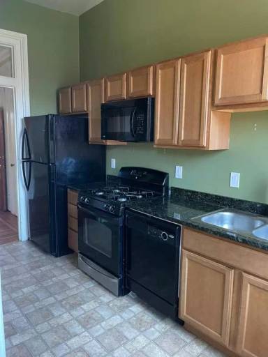 Main picture of 1402 Madison Ave
