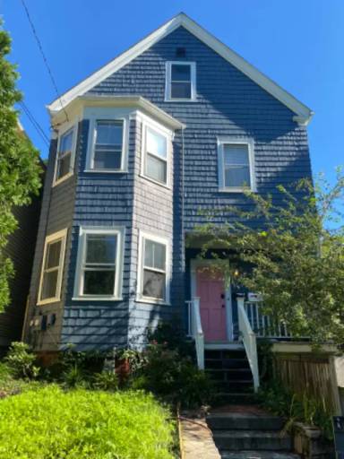 Main picture of 136 Transit St