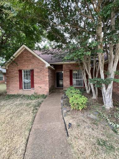 Main picture of 5724 Pecan Trce