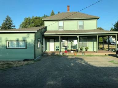 Main picture of 374 SE Walnut St