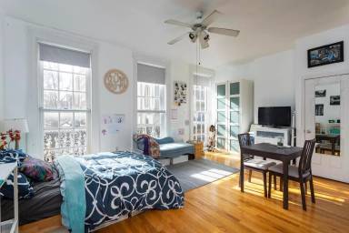Main picture of 711 Walnut St