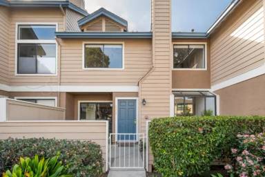 Main picture of 2104 Vista del Mar