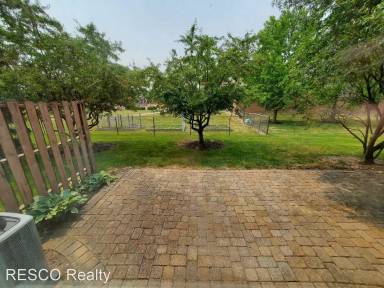 Main picture of 5635 Barney Ln