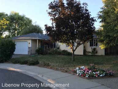 Main picture of 205 W Mount Baker Ct