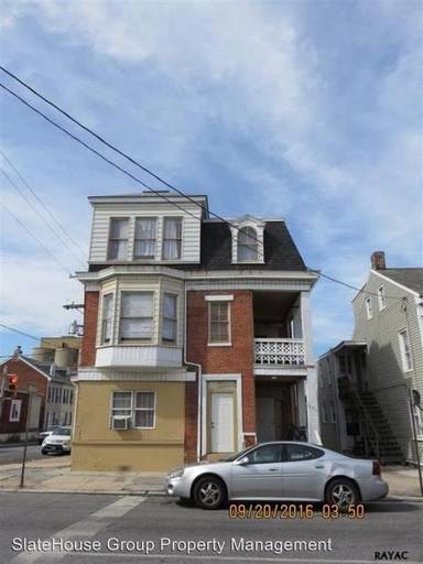 Main picture of 597 W Philadelphia St