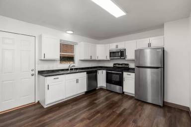 Main picture of 1298 Sunfield St