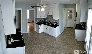 Main picture of 40 Magnolia St