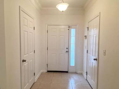 Main picture of 4838 Parkhurst Pl