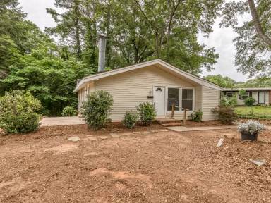 Main picture of 3455 Manchester Dr