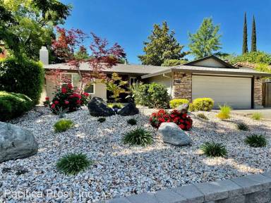 Main picture of 8551 La Riviera Dr