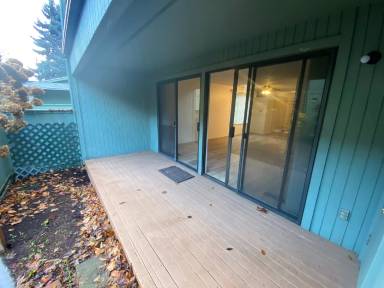 Main picture of 553 14th St NE