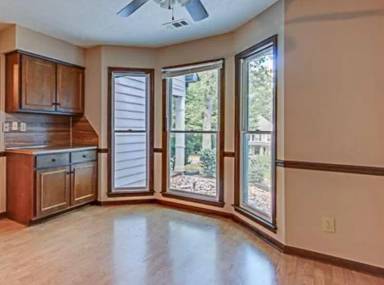 Main picture of 65 Foxcroft Ct