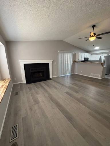 Main picture of 6693 Pony Express Dr