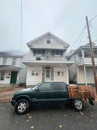 Main picture of 232 W Catawissa St