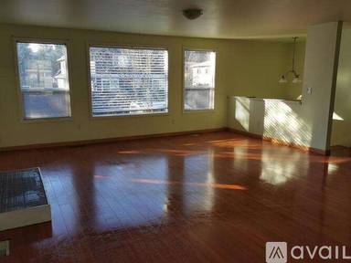 Main picture of 9108 35th Ave NE
