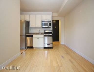 Main picture of 8309 Lefferts Blvd