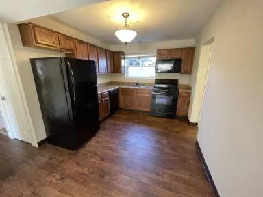 Main picture of Elmwood Court