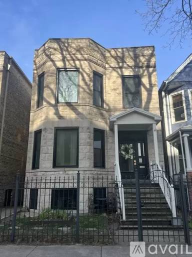 Main picture of 4008 N Hermitage Ave