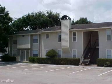 Main picture of Royal Oaks of Pearland