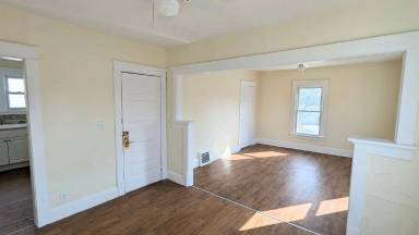 Main picture of 110 Bell Ave