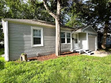 Main picture of 1427 W 20th St N