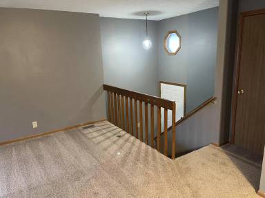 Main picture of 640 Oregon Trl