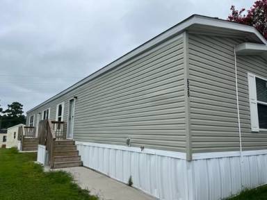 Main picture of 553 Corbin St