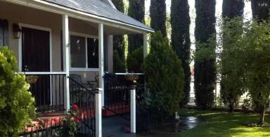 Main picture of 104 Brittain St