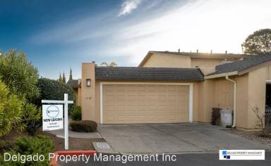 Main picture of 1118 Grove Cir
