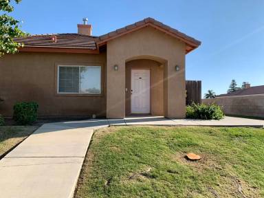 Main picture of 549 Yellow Meadow Ct